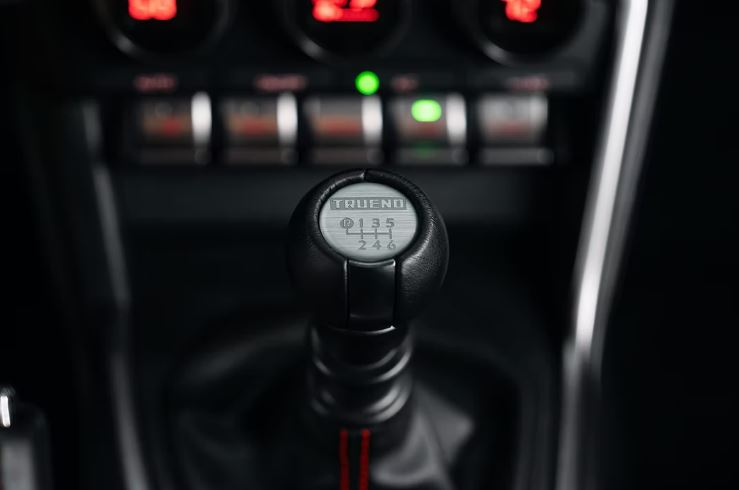 2024 toyota gr86 gear shift