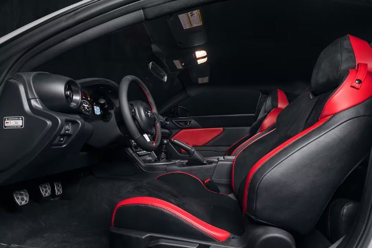 2024 toyota gr86 interior