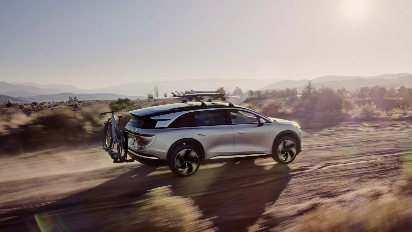 2025 Lucid Gravity reveal: A Shockwave in the EV Universe Hits the SUV Scene