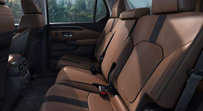 2023 honda pilot interior middle row