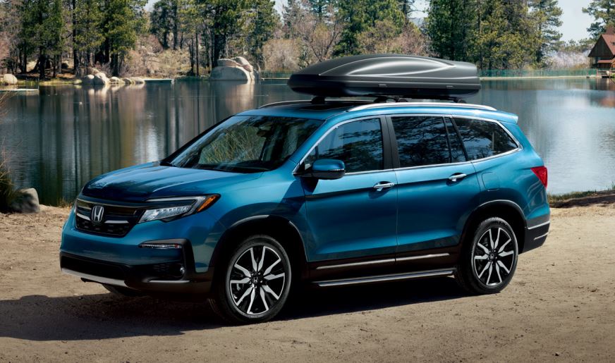 2023 honda pilot side view outdoors