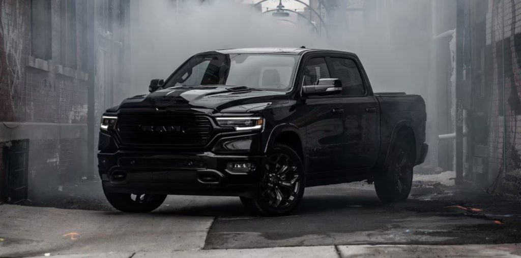 2023 ram 1500 black front quarter