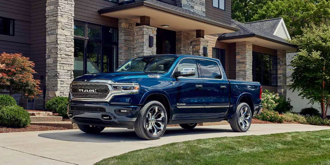 2023 ram 1500 blue front quarter