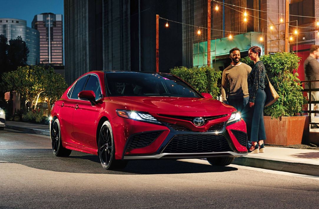 2023 toyota camry red front